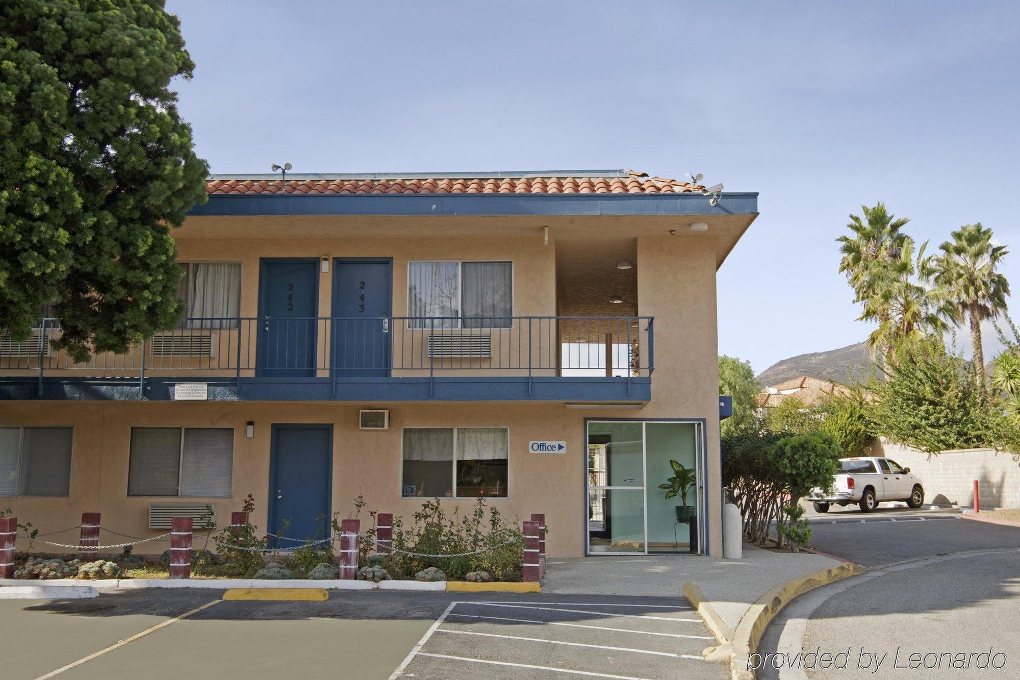 Americas Best Value Inn Thousand Oaks Exterior foto